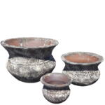 Double-fired Pompeii Cauldron garden pot in medium size with black and white finish